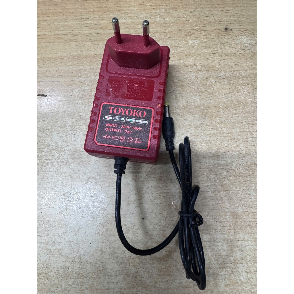 Sạc pin 1A cho máy khoan pin Li-ion 21V, có đèn báo khi sạc