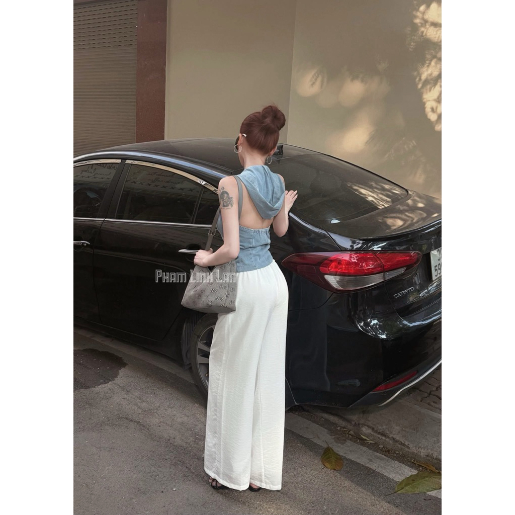 Áo yếm jeans khoá có mũ