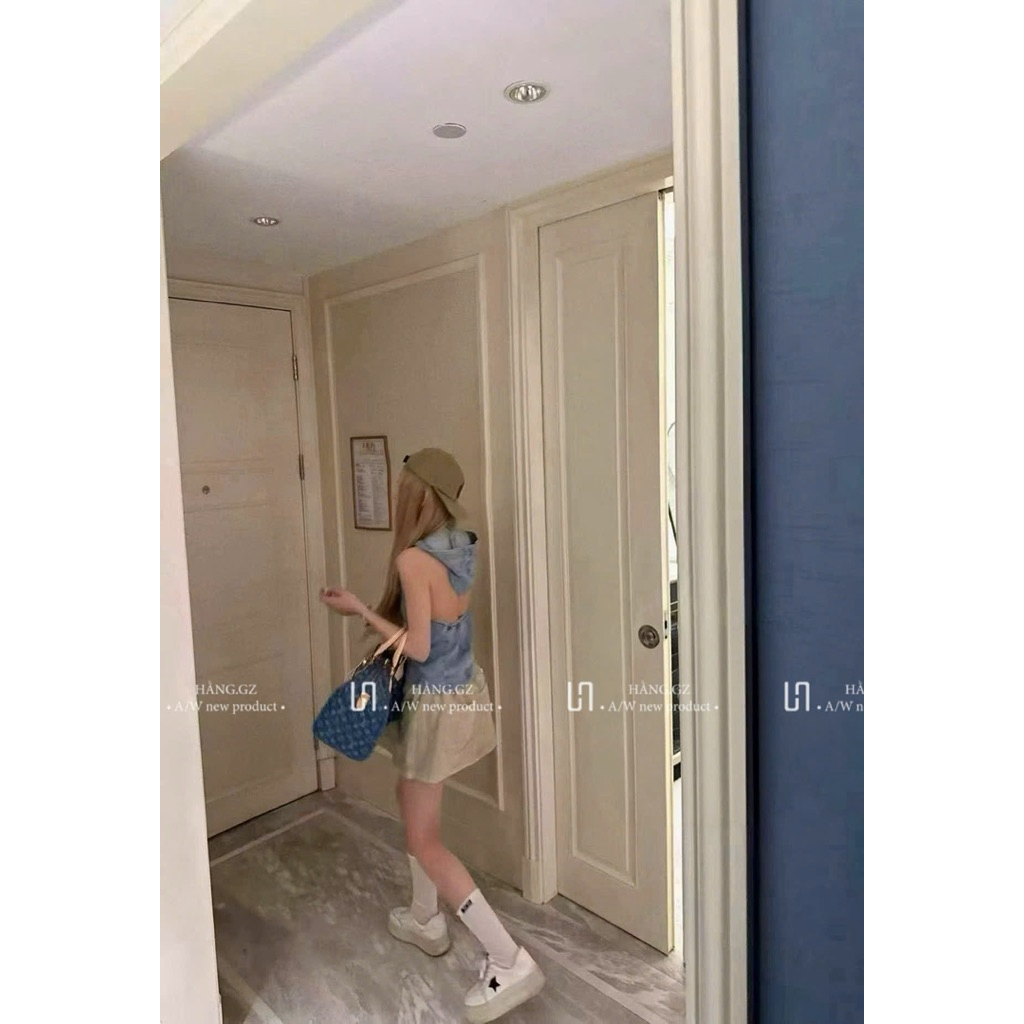 Áo yếm jeans khoá có mũ