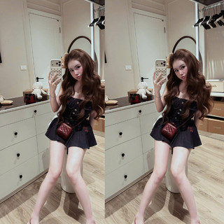 DAY CLOTHING-Set đồ jean màu xanh than áo cúp ngực thêu chữ phối đan dây ngực kèm chân váy ngắn