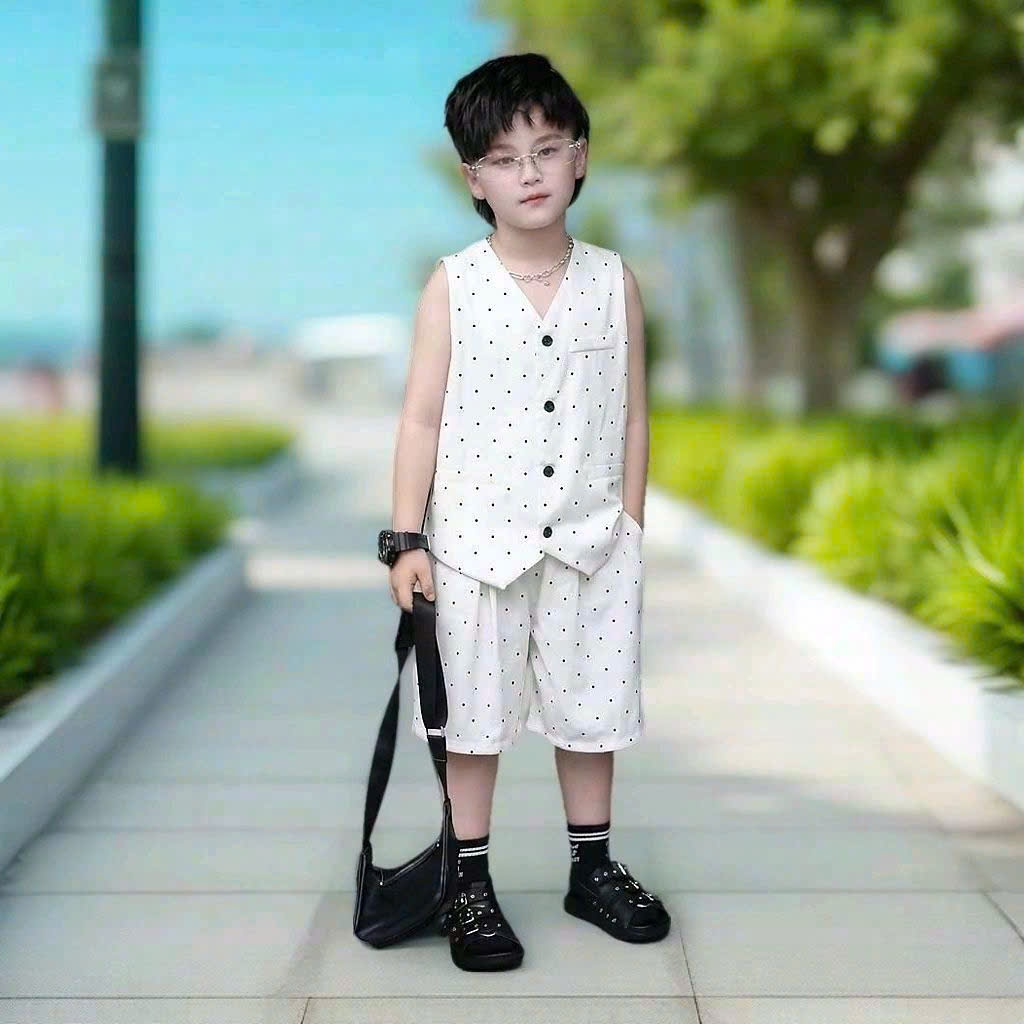 sét Bộ gile sát nách họa tiết chấm bi hai maù và quần đùi. cho bé trai.vải(linen) giành cho bé từ (10 đến 30kg) và từ( 1