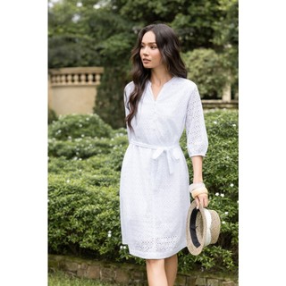 SWANLAKE | Váy Đầm Nữ Suông Cổ Trụ Cài Nút Dây Thắt Eo Cotton Thêu Đục Lỗ Tay Bí Lỡ Có Túi D12671
