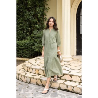 SWANLAKE | Váy Đầm Nữ Maxi Suông Đuôi Cá Cổ Trụ Cài Nút Cotton Thêu Đục Lỗ Tay Lỡ Du Lịch Hè D12761