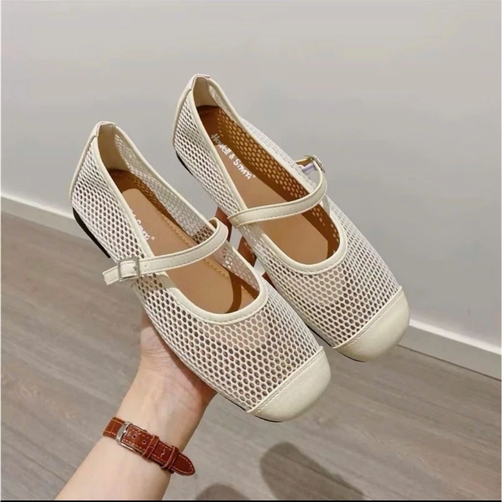 Giày Mary Jane, Giày Búp Bê Mary Jane Họa Tiết Lưới Hai Màu Kem Đen N62 || Young Sneaker
