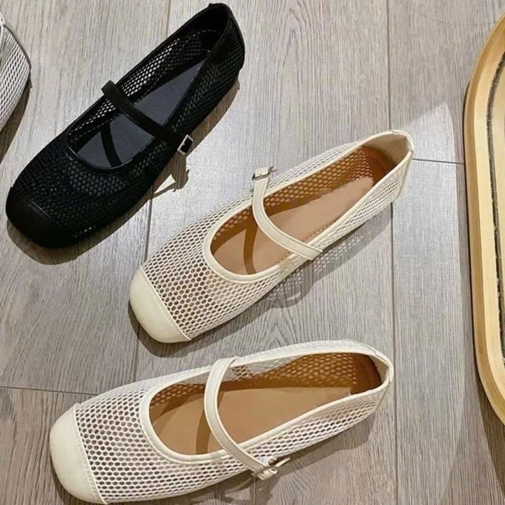 Giày Mary Jane, Giày Búp Bê Mary Jane Họa Tiết Lưới Hai Màu Kem Đen N62 || Young Sneaker