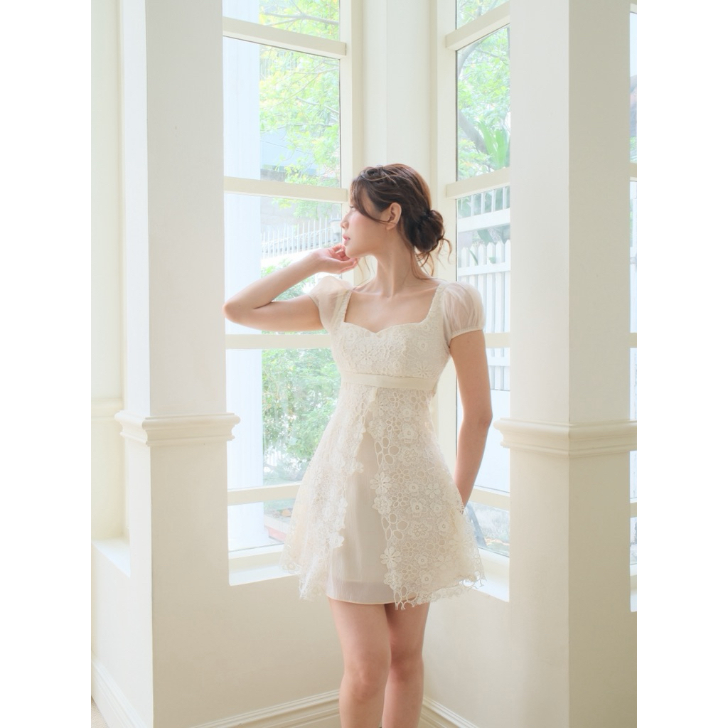 Krixi Dress thiết kế dáng chữ A tay bồng phong cách tiểu thư dự tiệc