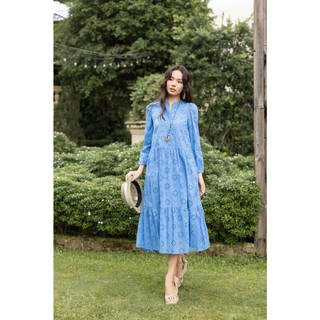 SWANLAKE | Váy Đầm Nữ Babydoll Đuôi Cá Cotton Thêu Đục Lỗ Ren Cổ Trụ Cài Nút Tay Dài Hè D12394