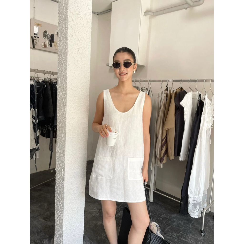 Váy xuông sát nách hở lưng Onni st