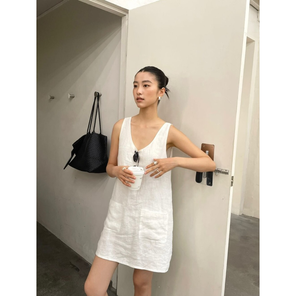 Váy xuông sát nách hở lưng Onni st