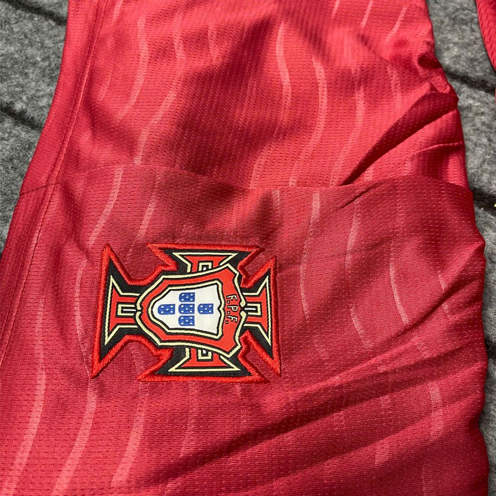 Bộ Quần Áo Bóng Đá Đội Tuyển Bồ Đào Nha 2026 - Vải Polyester Gai Thái Cao Cấp - Quynhhoafootball