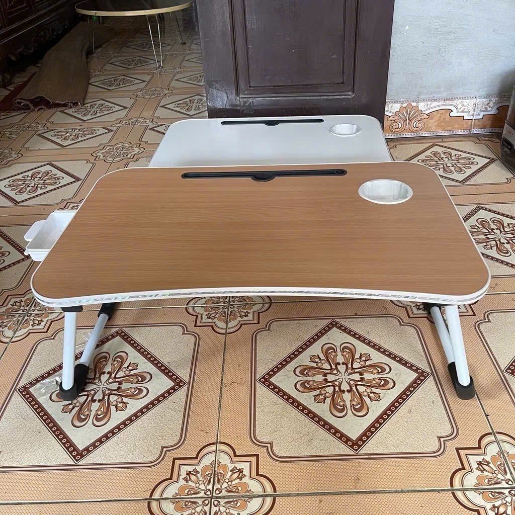 Bàn Làm Việc Gấp Gọn Đa Năng (60x40x28cm) - Tích Hợp Khe Cắm Máy Tính Bảng, Khay Cốc Và Chỗ Để Bút NAVACO