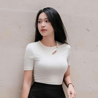 áo kiểu nữ- Nhẹ Nhàng mang phong cách công sở hoặc dạo phố tinh tế.