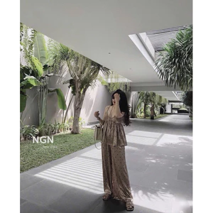 Set áo 2 dây xoè quần suông lụa bi kim anh bùi