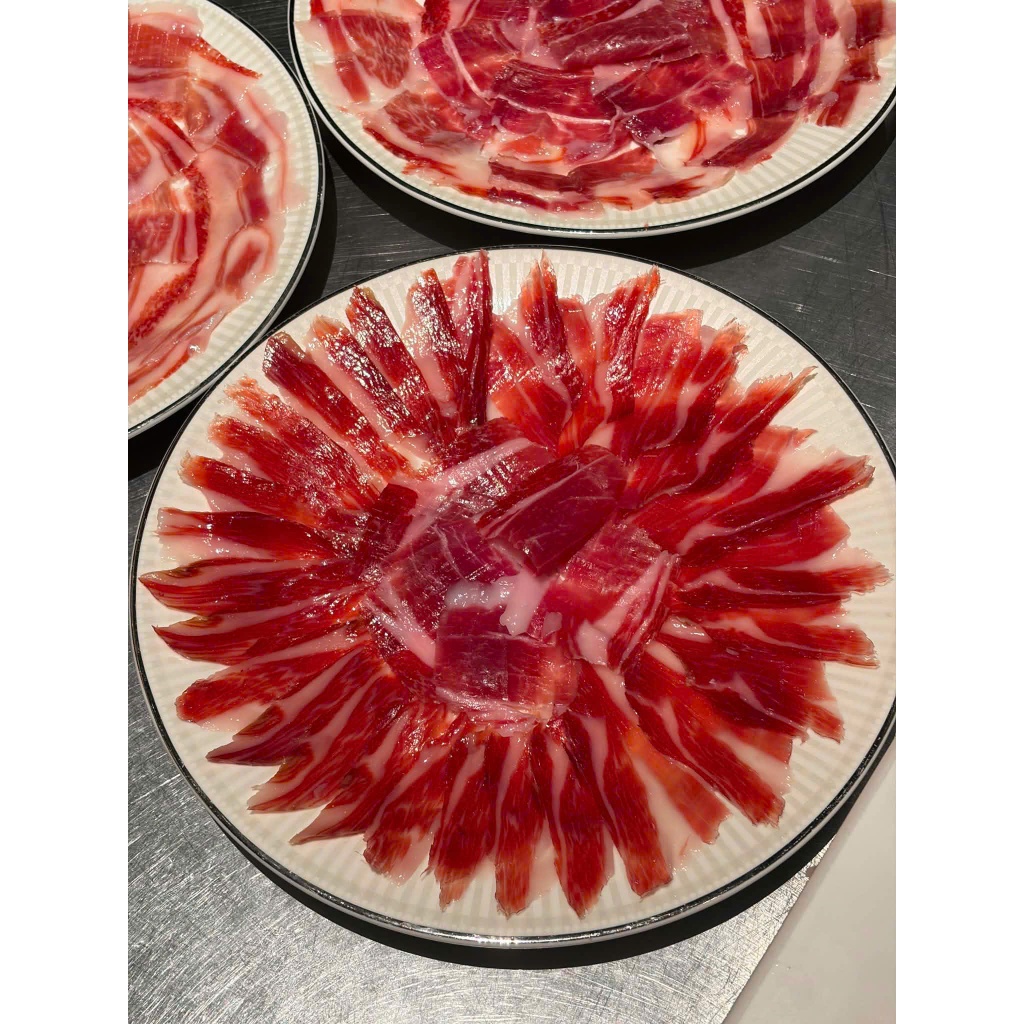 Thịt Đùi Heo Muối Paleta Iberico De Cebo De Campo Beher 100% Thuần , Đùi Trước Cắt Tay, Tag Xanh, 24-36 Tháng, gói 100gr