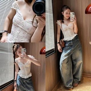 Áo Kiểu Nữ Cổ V Thêu Hoa Viền Bèo Tay Ngắn Tiểu Thư Hàn Quốc Trẻ Trung Dễ Phối Đồ 247Store