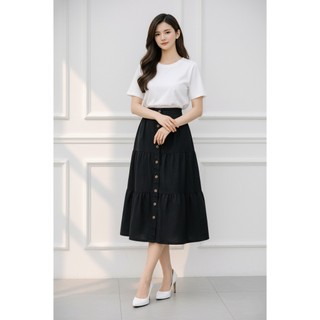 SWANLAKE | Chân Váy Nữ Dài Xòe Nhiều Tầng Lưng Thun Vải Linen Đính Nút Công Sở Thanh Lịch V13795