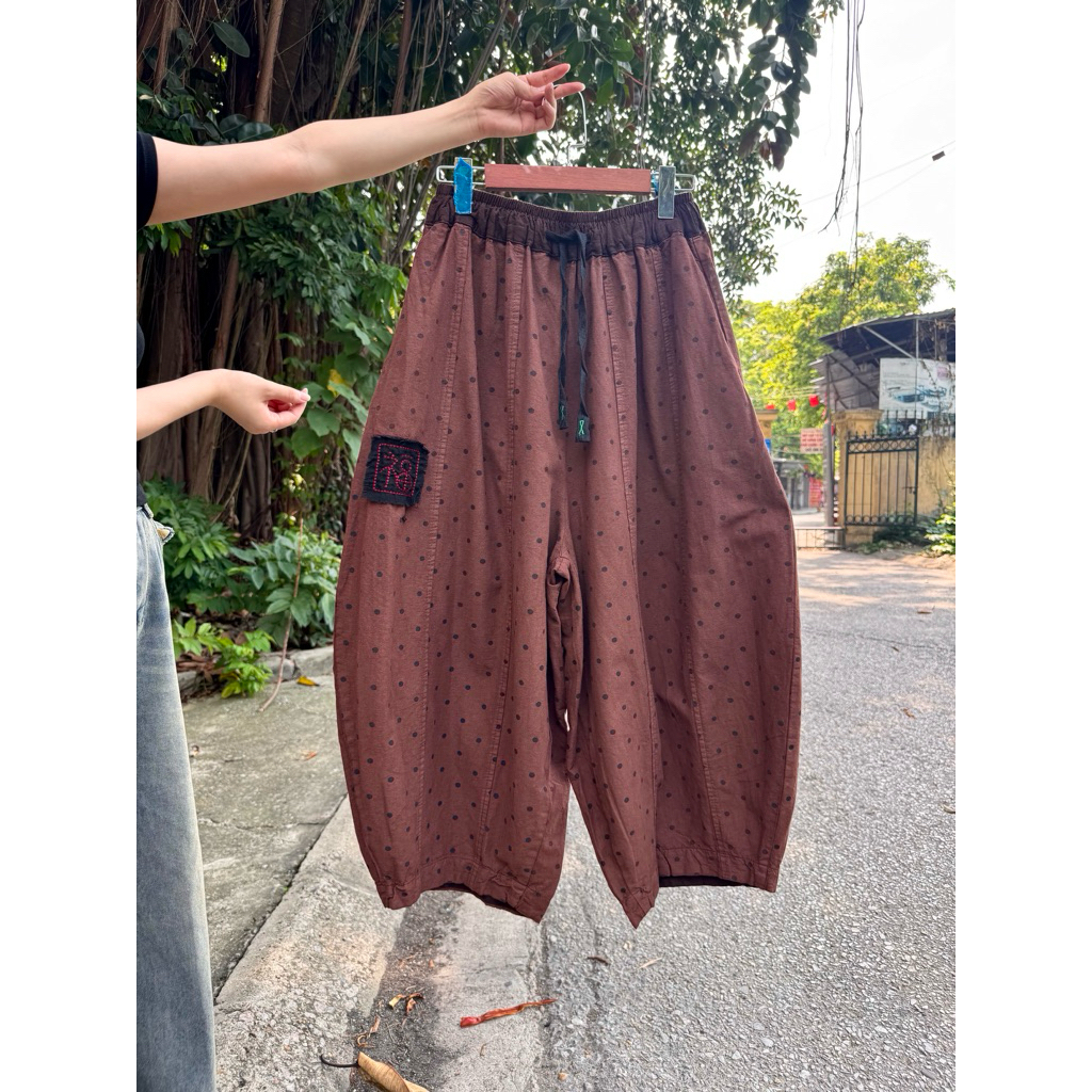 Quần linen ghép mảnh form thụng 2026