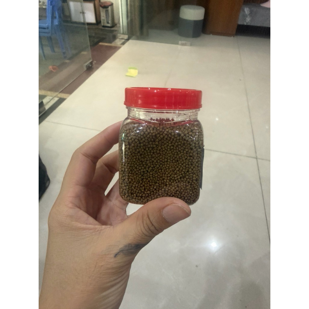 100g cám 1ml độ đạm 40 dành cho cá 7 màu, cá chép cá koi cá rô giống