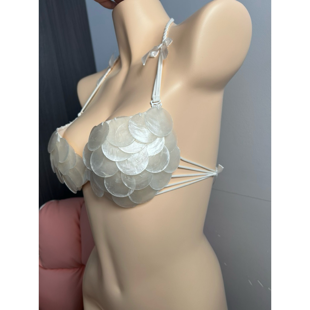 HOẢ TỐC Bikini Khoen Sò Đính Thủ Công SHELL BRALETTE QUEMEO Áo Vỏ Xà Cừ dessign by QUEMEO
