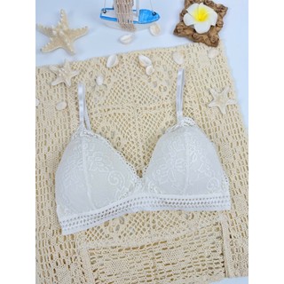 ÁO LÓT REN Kiểu Dáng Bralette Nữ Tính Không Gọng Đệm Ngực Nâng Đỡ Tự Nhiên Màu Trắng Kem ALR01