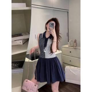Váy thể thao kẻ pha sát nách kèm quần