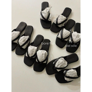 Bare Flip by díelsosle- Dép Xỏ Ngón Nữ Flip Flops Tối Giản Êm Chân Phong Cách Daily Summer 2026