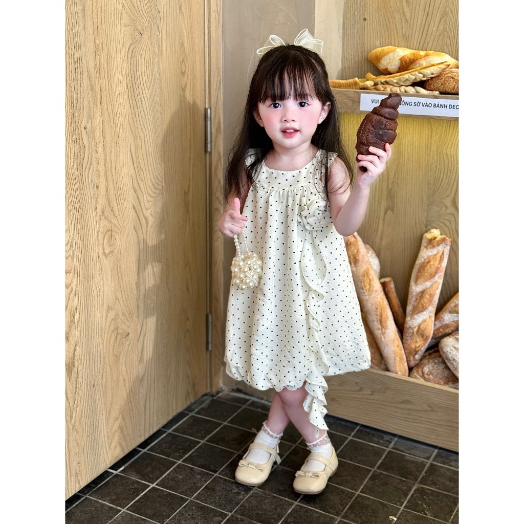 Váy Yếm Chấm Bi Đính Hoa Dáng Bí Cho Bé Gái Đầm Bé Gái 8-30kg Chất Đũi Mềm Mát Mặc Đi Chơi, Đi Tiệc