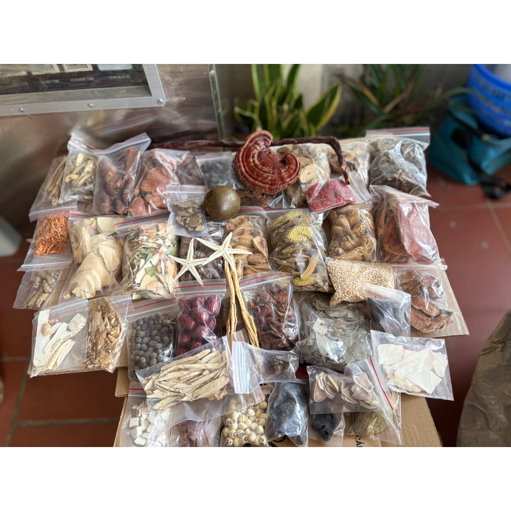 Minh Mạng Thang 40 Vị Ngâm   – Thảo Dược Tây Bắc( thơm mùi dược liệu,khô,sạch)Dễ Ngâm, Tiện Dùng  2kg