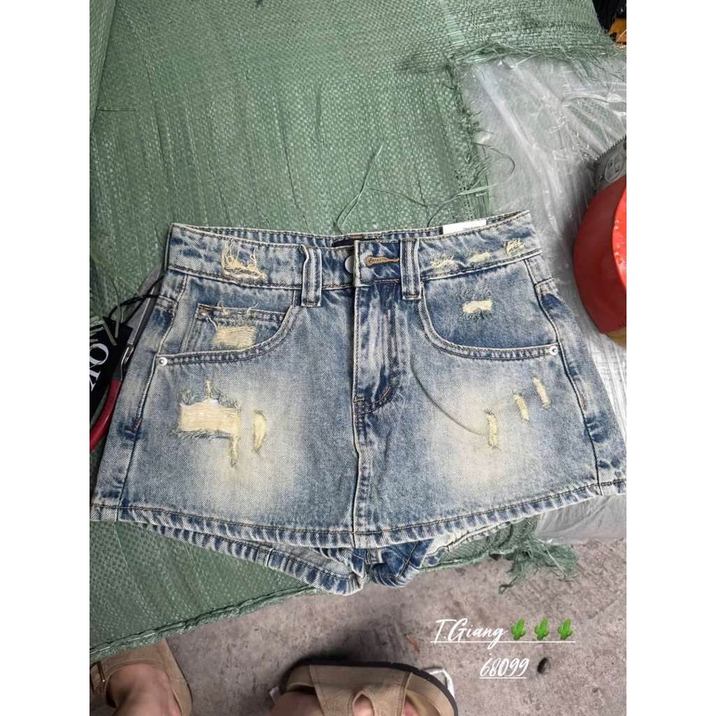 Quần giả váy jean rách hot hittt (mác Okk)