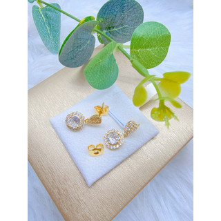 mẫu hoa tai titan còn đang lủng, trang sức mạ vàng 18 K hàng cao cấp.