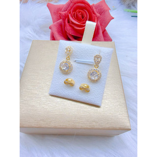 mẫu hoa tai titan còn đang lủng, trang sức mạ vàng 18 K hàng cao cấp.