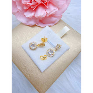 mẫu hoa tai titan còn đang lủng, trang sức mạ vàng 18 K hàng cao cấp.