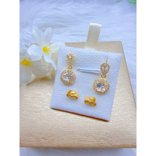 mẫu hoa tai titan còn đang lủng, trang sức mạ vàng 18 K hàng cao cấp.