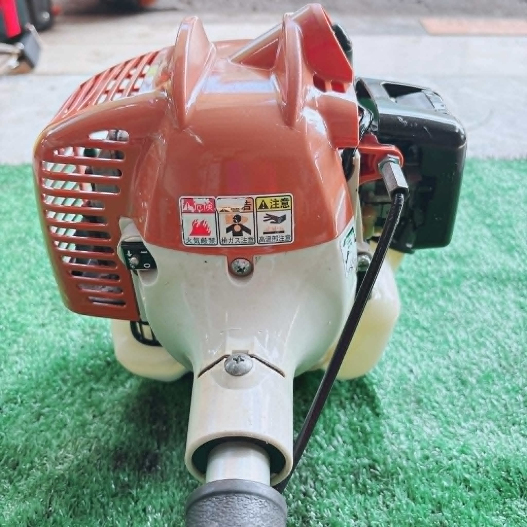 (25) Máy cắt cỏ MARUYAMA 26, bãi nhật, 2 thì, nòng 34 li, 26cc, trợ lực lớn, bền lợi xăng, nhẹ 4,5kg