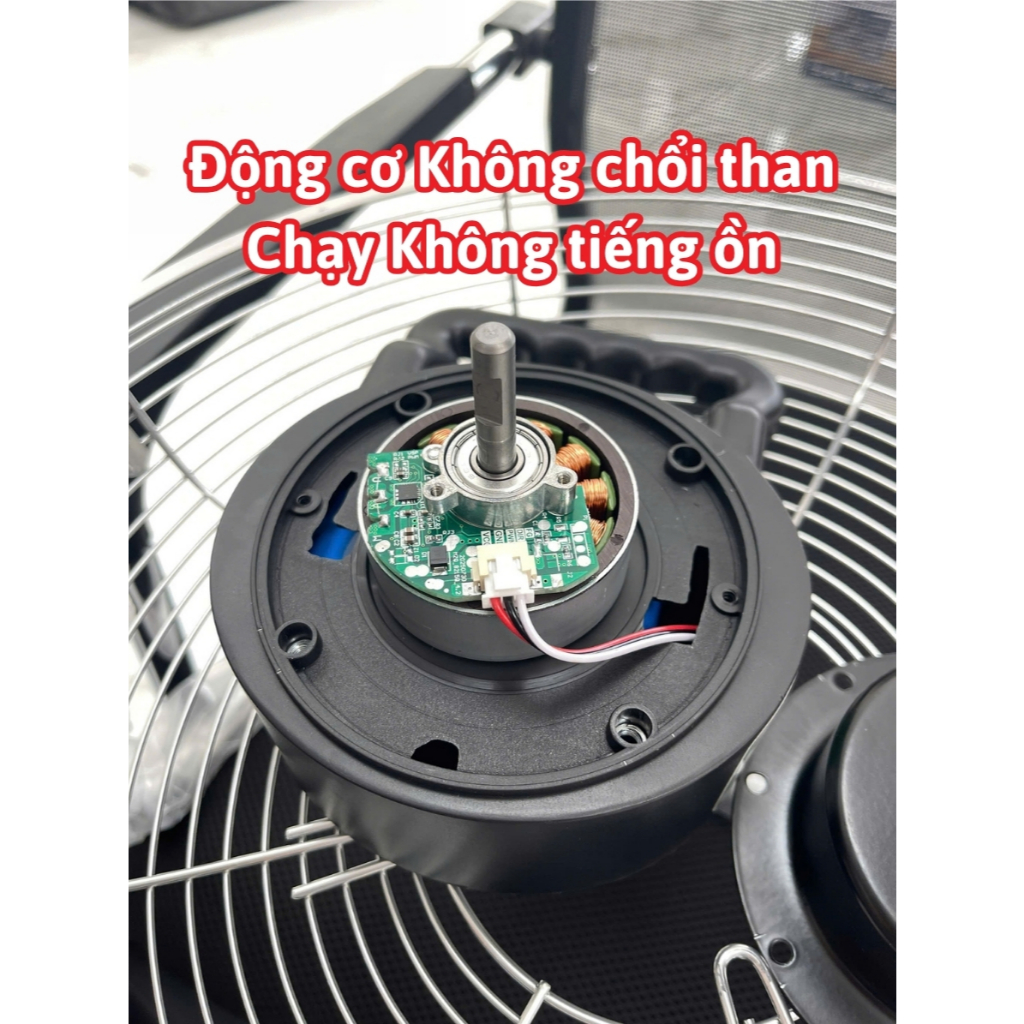 Quạt Năng Lượng Mặt Trời Tích Điện SinicHome Kiểu Chân Quỳ 14, 16inch, 12 Cấp Gió, Cổng Sạc Điện Thoại USB và Type C