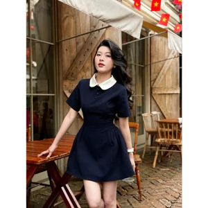 Đầm Tiểu Thư Cổ Sen Trắng Phối Navy Dáng Xòe Thanh Lịch