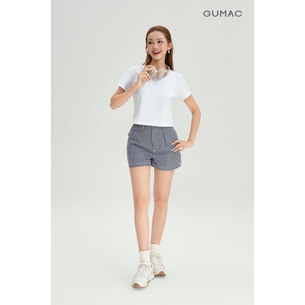 Quần Short Nữ GUMAC Ống Rộng Chất Sọc Denim Thêu Chữ Trang Trí Dễ Phối Đồ YSHG07015
