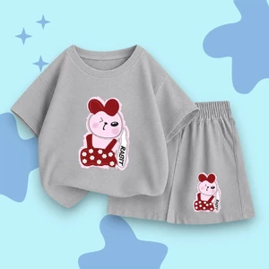 Set Bộ Quần Áo in Hình Hottrend Thỏ RABIT yếm đỏ dành cho bé Gái sz 10 - 53 kg.Chất liệu tixi mềm mịn