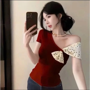 Áo Thun Cổ Chéo Chấm Bi Có BigClothes, Áo Thun Nữ Tay Ngắn Dáng Ôm Lệch Vai Thời Trang By Chamie store