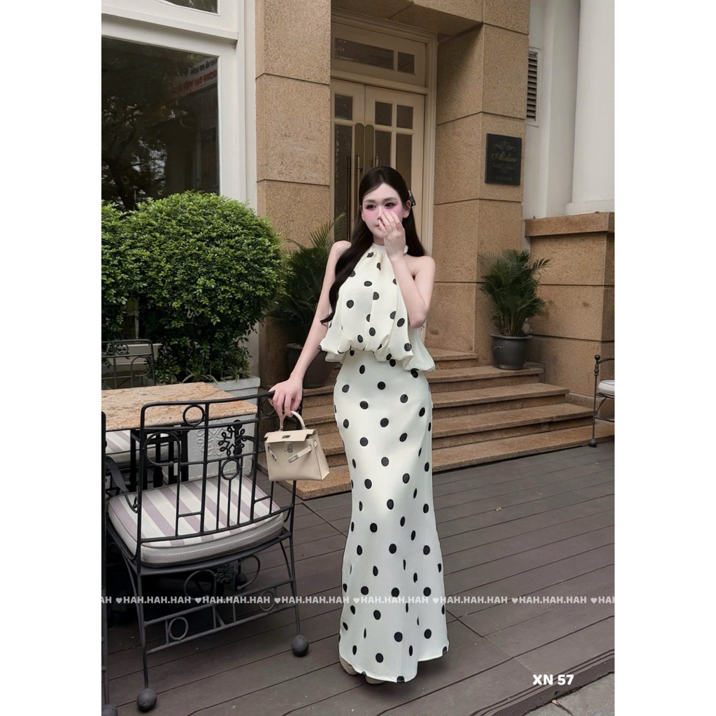 Set váy chấm bi cổ yếm dáng dài siu xinh tôn dáng