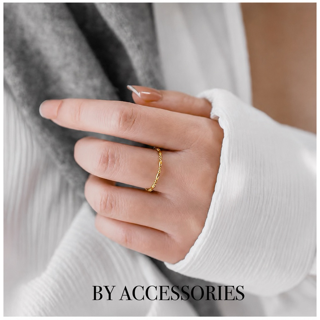 Nhẫn Nữ Titan Mảnh Élise Hạt Gạo Xen Bi Tròn Vintage Mạ Vàng Không Gỉ WR2659 BY ACCESSORIES