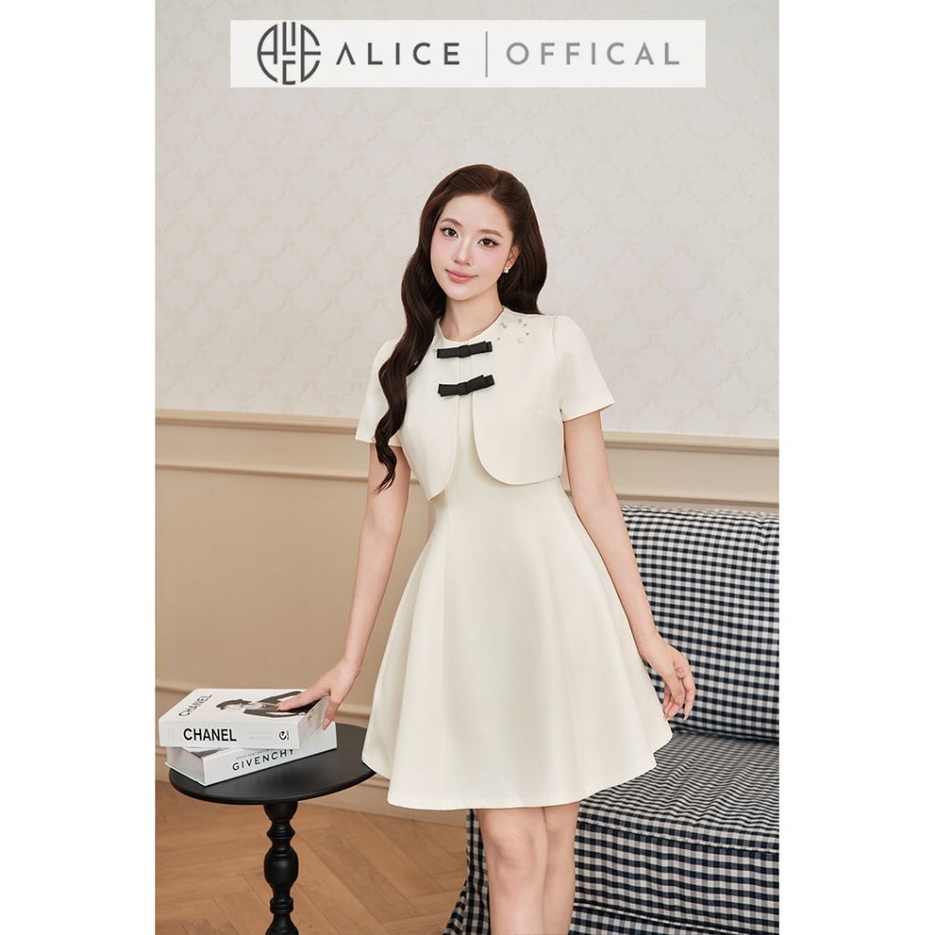 Váy Tiểu Thư Alice Chất Xước Hàn Ép Mùng, Đầm Chữ A Dáng Ngắn Cổ Đính Nơ Đen Nổi Bật T550