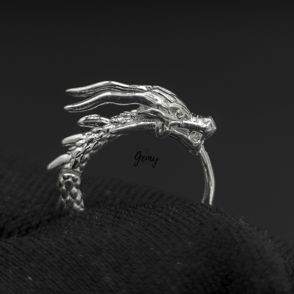 Khuyên tai tròn nam bạc 925 Dragon thiết kế chạm khắc hình rồng tỉ mỉ cực chất (1 chiếc) | GEMY SILVER KN126