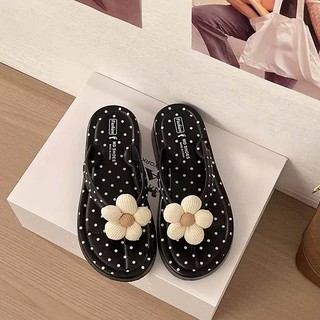 Dép kẹp xỏ ngón đi biển, đi chơi đế cao cao su chống trơn trượt hoạ tiết chấm bi Mã T036
