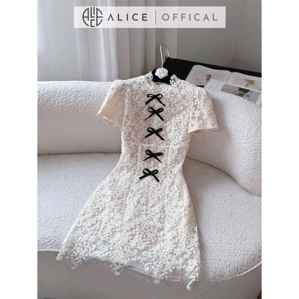 Váy Ren Nữ Tiểu Thư Cao Cấp Alice Phối Nơ Nhung, Đầm Ngắn Chữ A Xòe Nhẹ Chiết Eo Cao Cổ Tròn T555