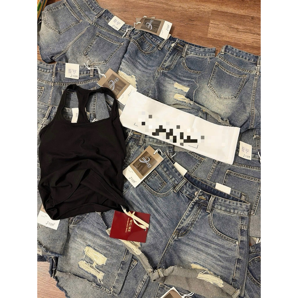 𝑺𝒔𝒖.𝑺𝒕𝒖𝒅𝒊𝒐 QUẦN SOOC BÒ DENIM CẠP CAO RÁCH