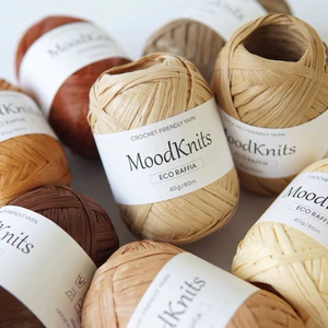Sợi cọ tự nhiên Raffia MOODKNITS – chuyên dùng đan móc túi, mũ, phụ kiện thủ công.