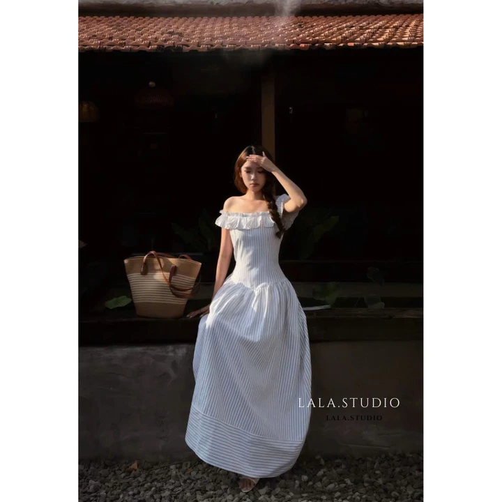 Luna dress•LALASTUDIO• Váy trễ vai maxi siết eo cao cấp, váy maxi kẻ đi biển, váy 2 dây bèo maxi tiểu thư thanh lịch