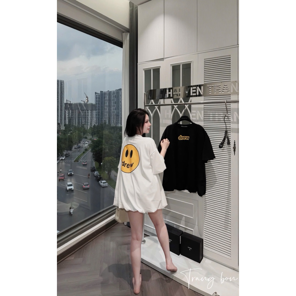 Áo cộc tay in hình mặt cười dáng giấu quần