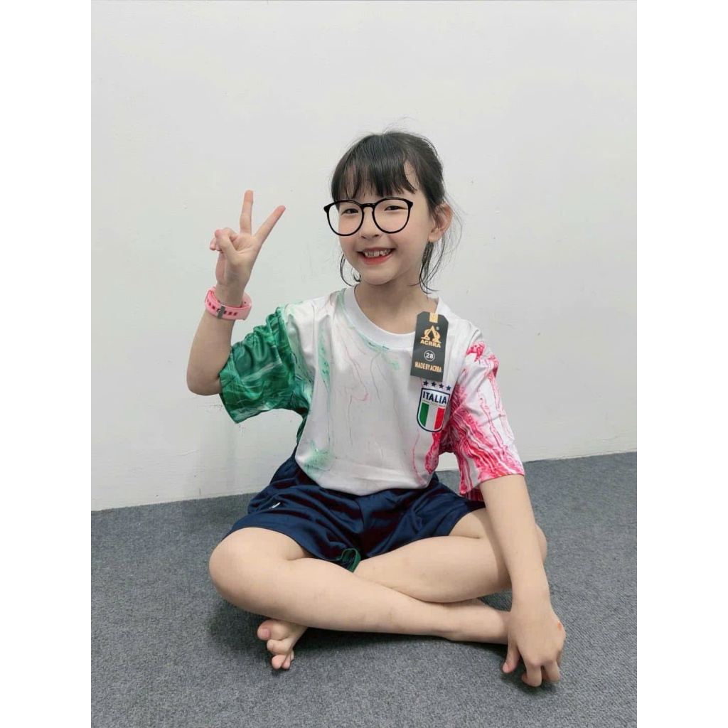 Bộ Quần Áo Đá Bóng Trẻ Em